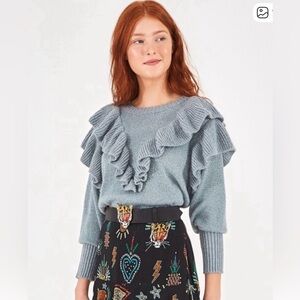FARM RIO SILVER BLUE RUFFLE SWEATER SIZE SMALL